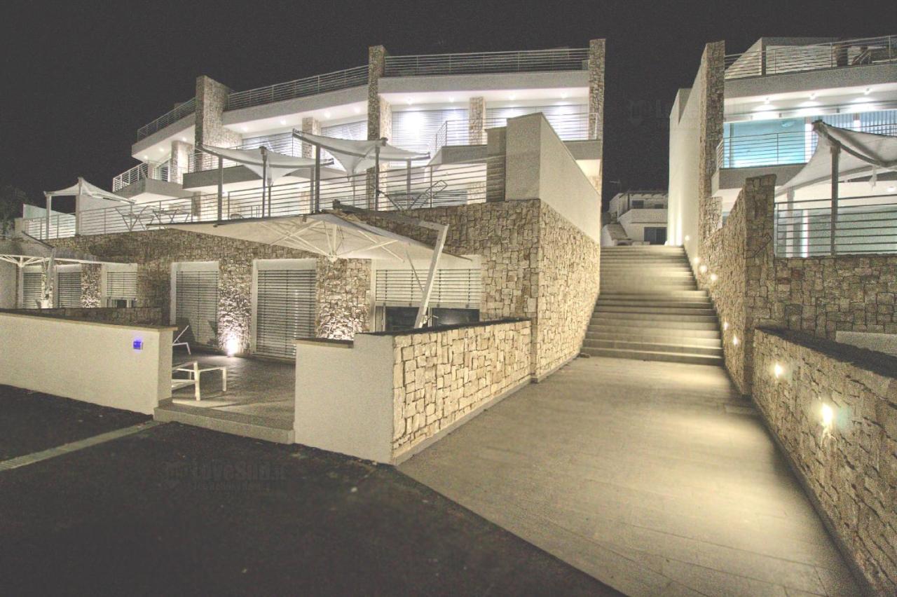 Jacuzzi Holiday Homes By Lovesud Santa Maria di Leuca Exterior foto